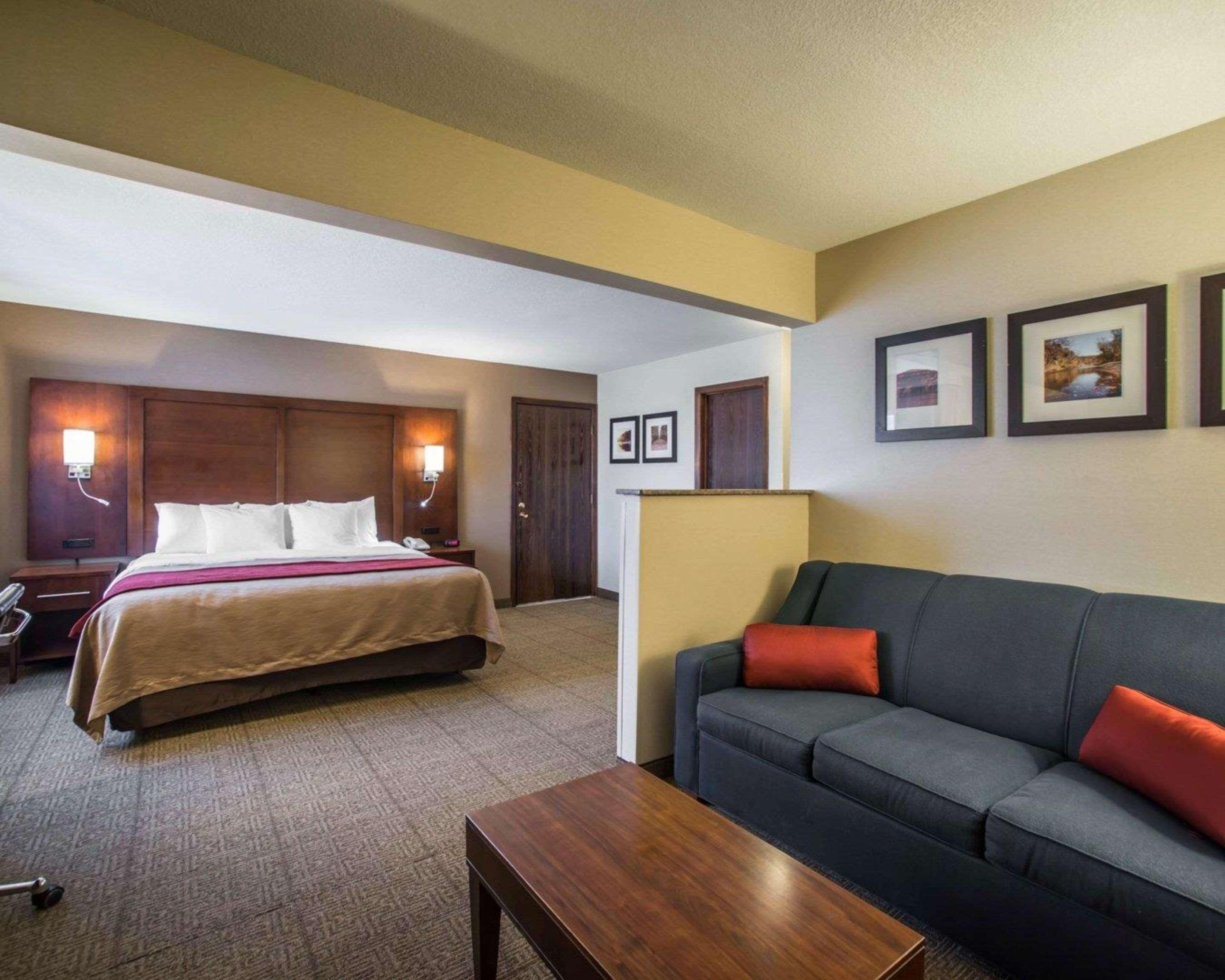 Quality Inn & Suites Boonville - Columbia Eksteriør billede