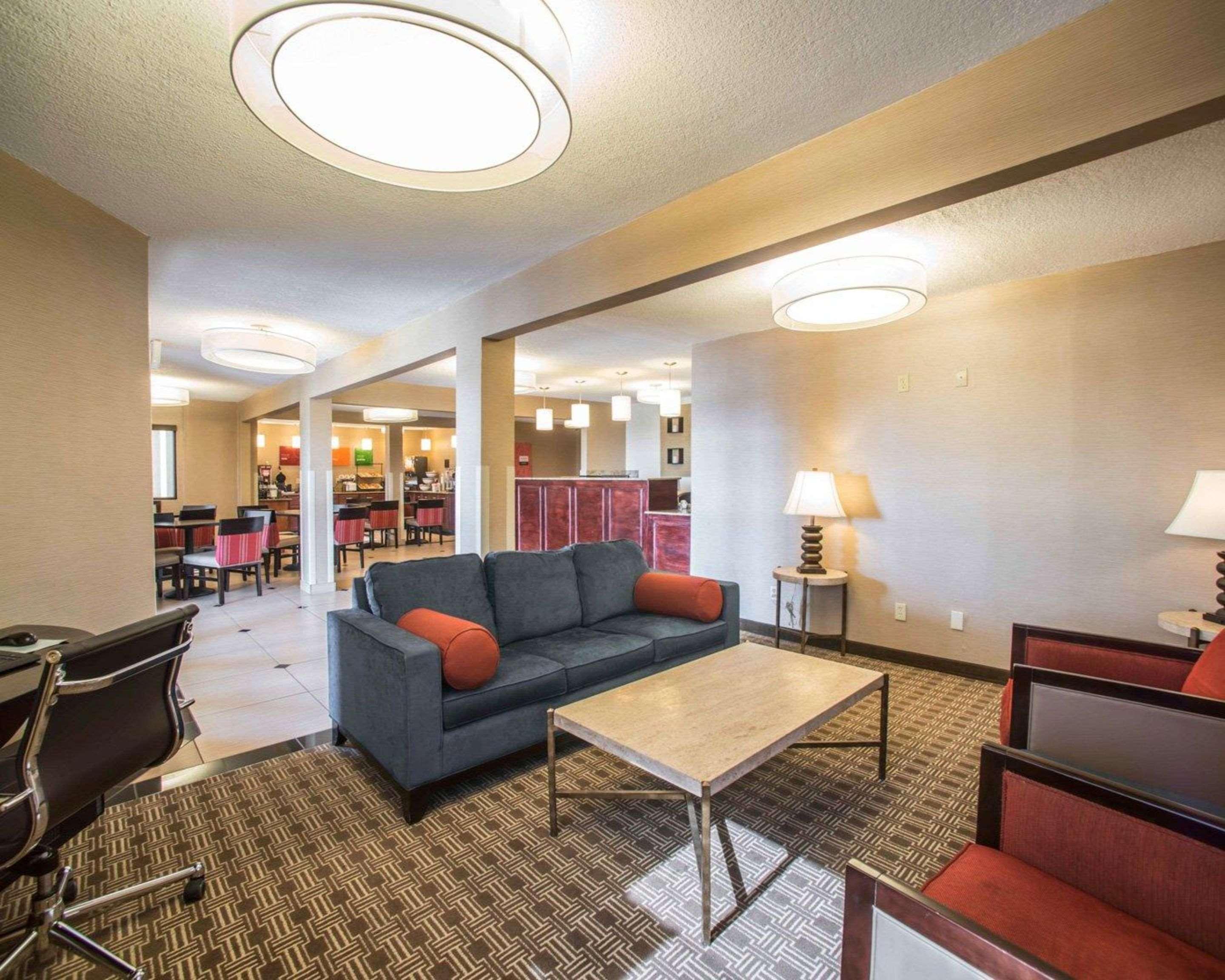 Quality Inn & Suites Boonville - Columbia Eksteriør billede